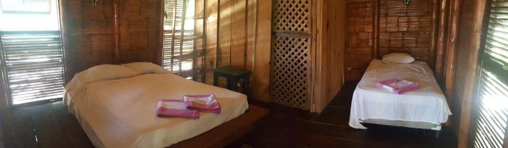 Eco-Hotel Playa Quilombo Лас-Лисас Экстерьер фото