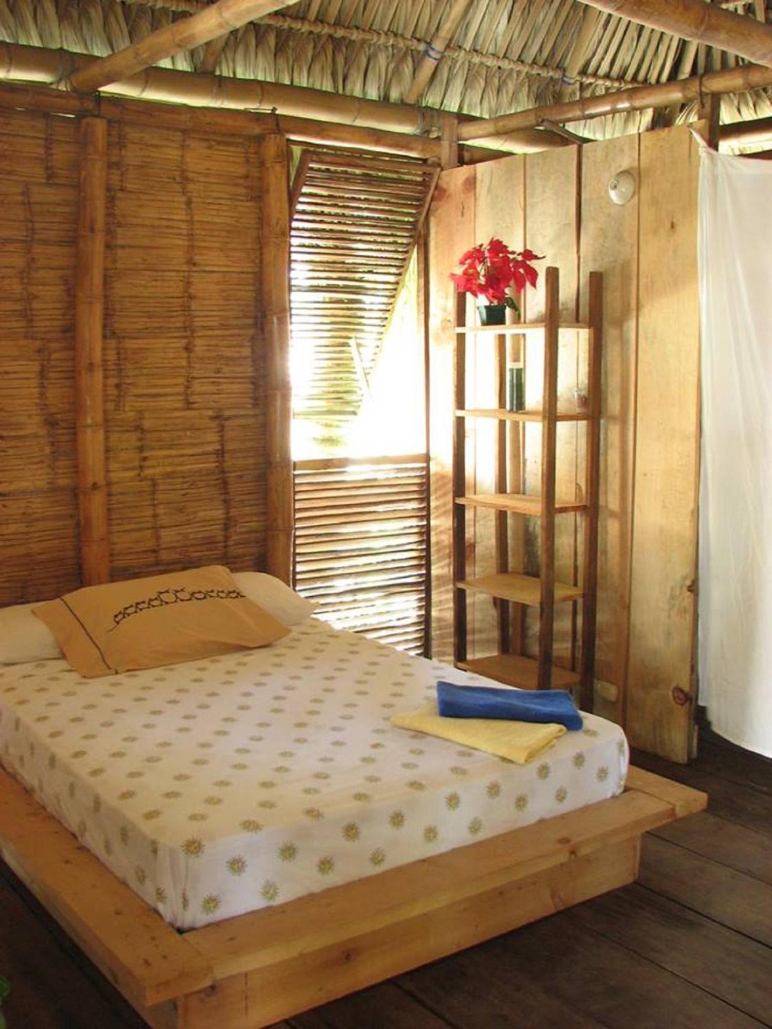 Eco-Hotel Playa Quilombo Лас-Лисас Номер фото
