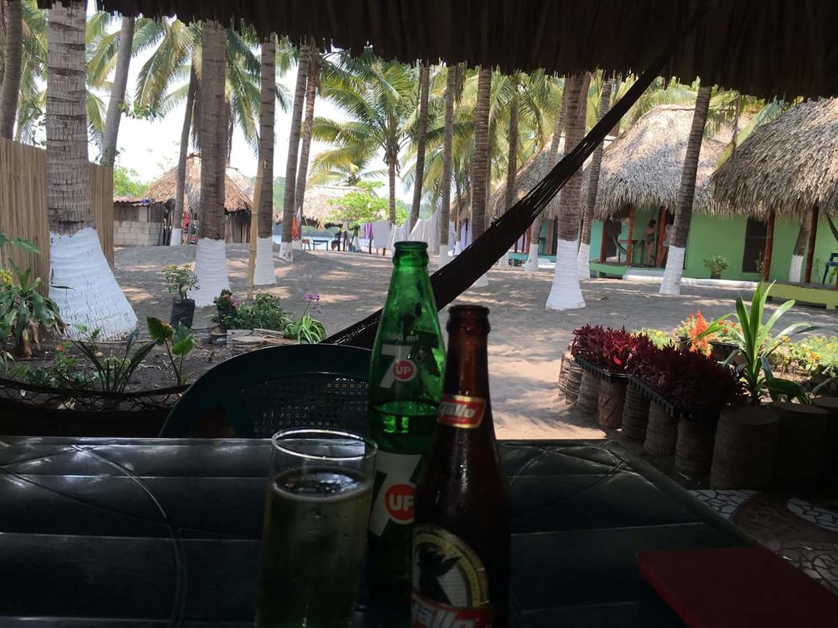 Eco-Hotel Playa Quilombo Лас-Лисас Экстерьер фото