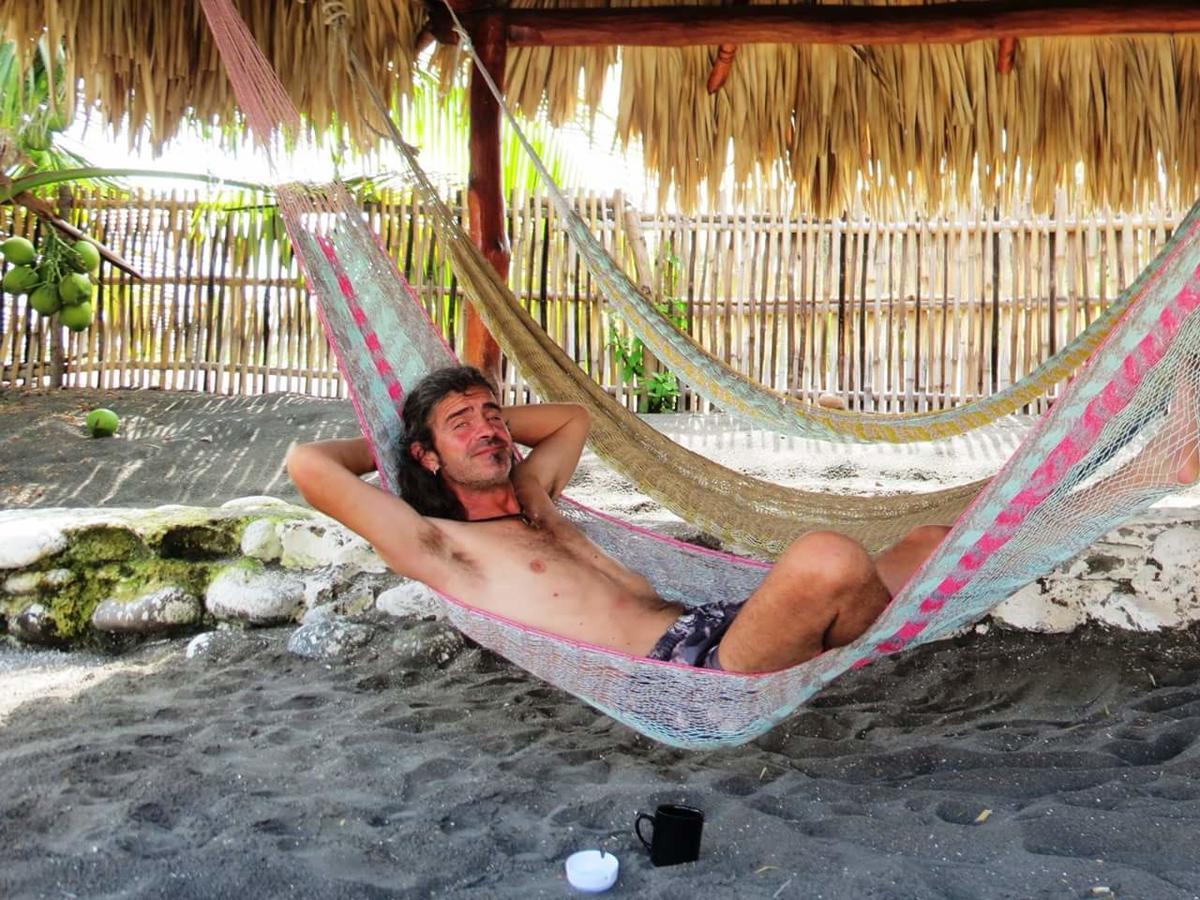 Eco-Hotel Playa Quilombo Лас-Лисас Экстерьер фото
