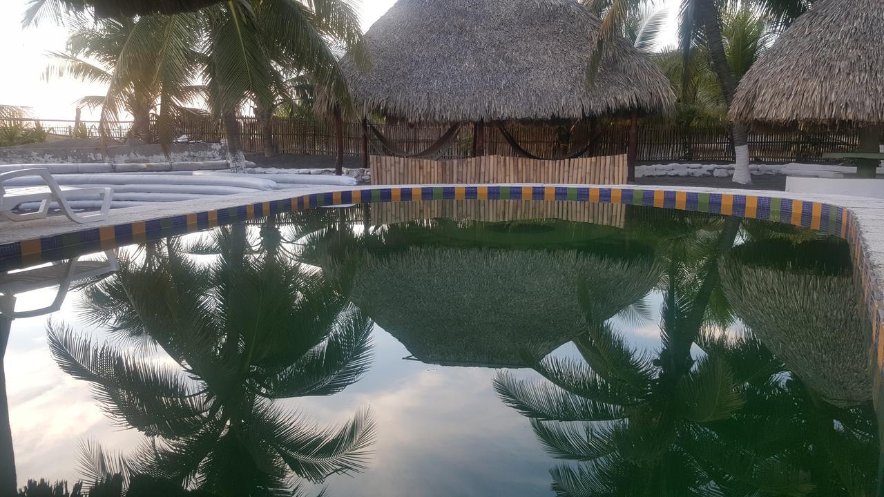 Eco-Hotel Playa Quilombo Лас-Лисас Экстерьер фото