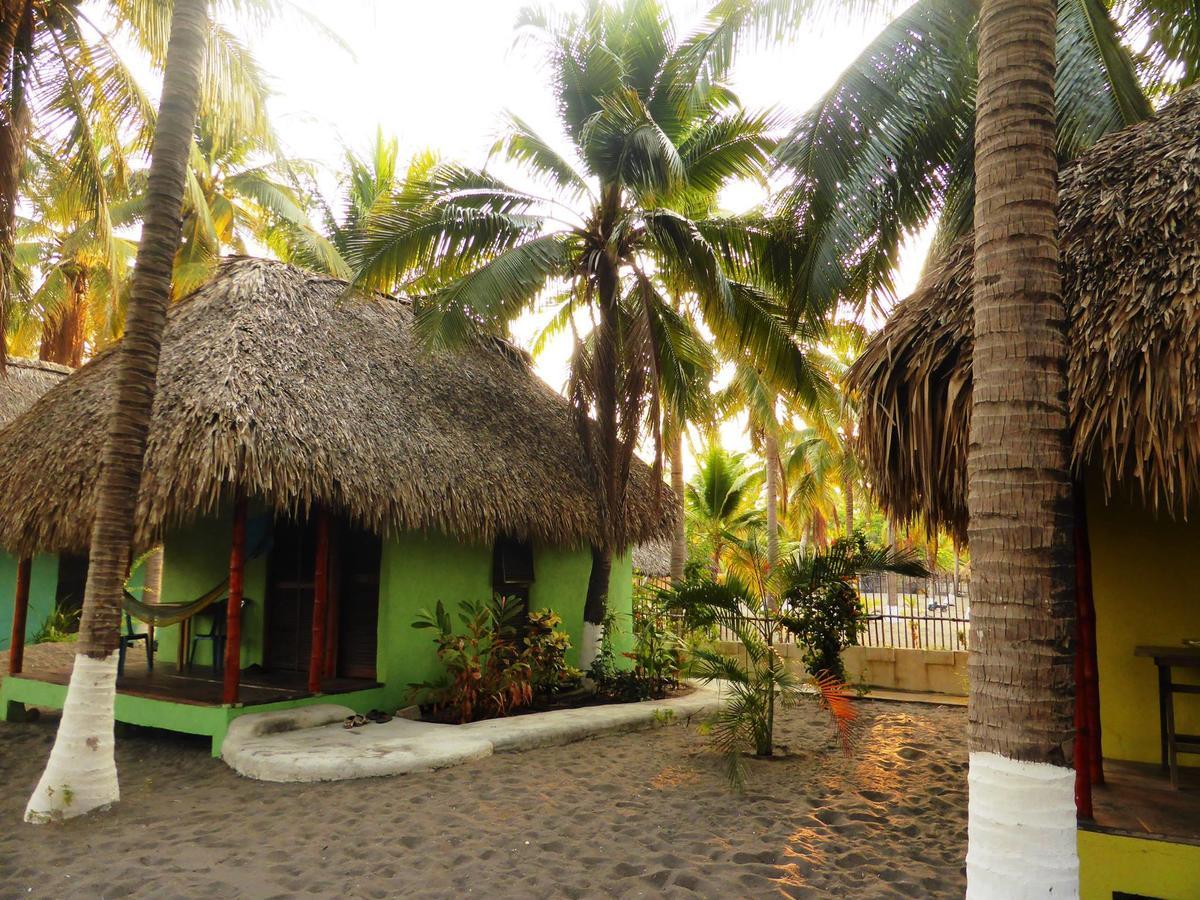 Eco-Hotel Playa Quilombo Лас-Лисас Экстерьер фото