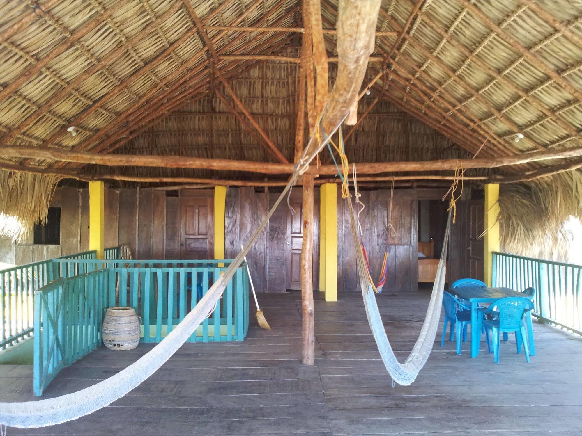 Eco-Hotel Playa Quilombo Лас-Лисас Экстерьер фото